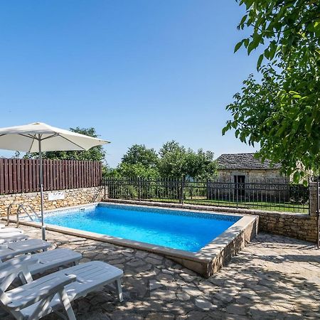 Villa Maria Oprtalj Екстериор снимка