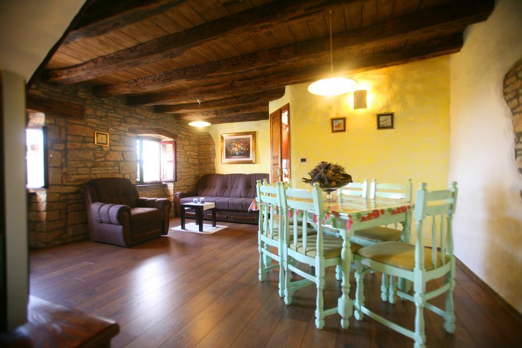 Villa Maria Oprtalj Екстериор снимка
