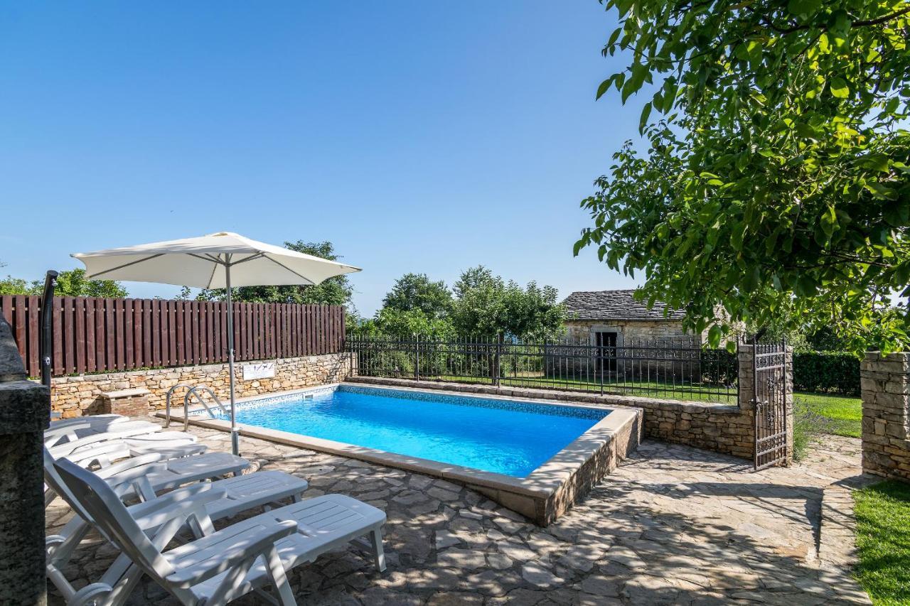 Villa Maria Oprtalj Екстериор снимка
